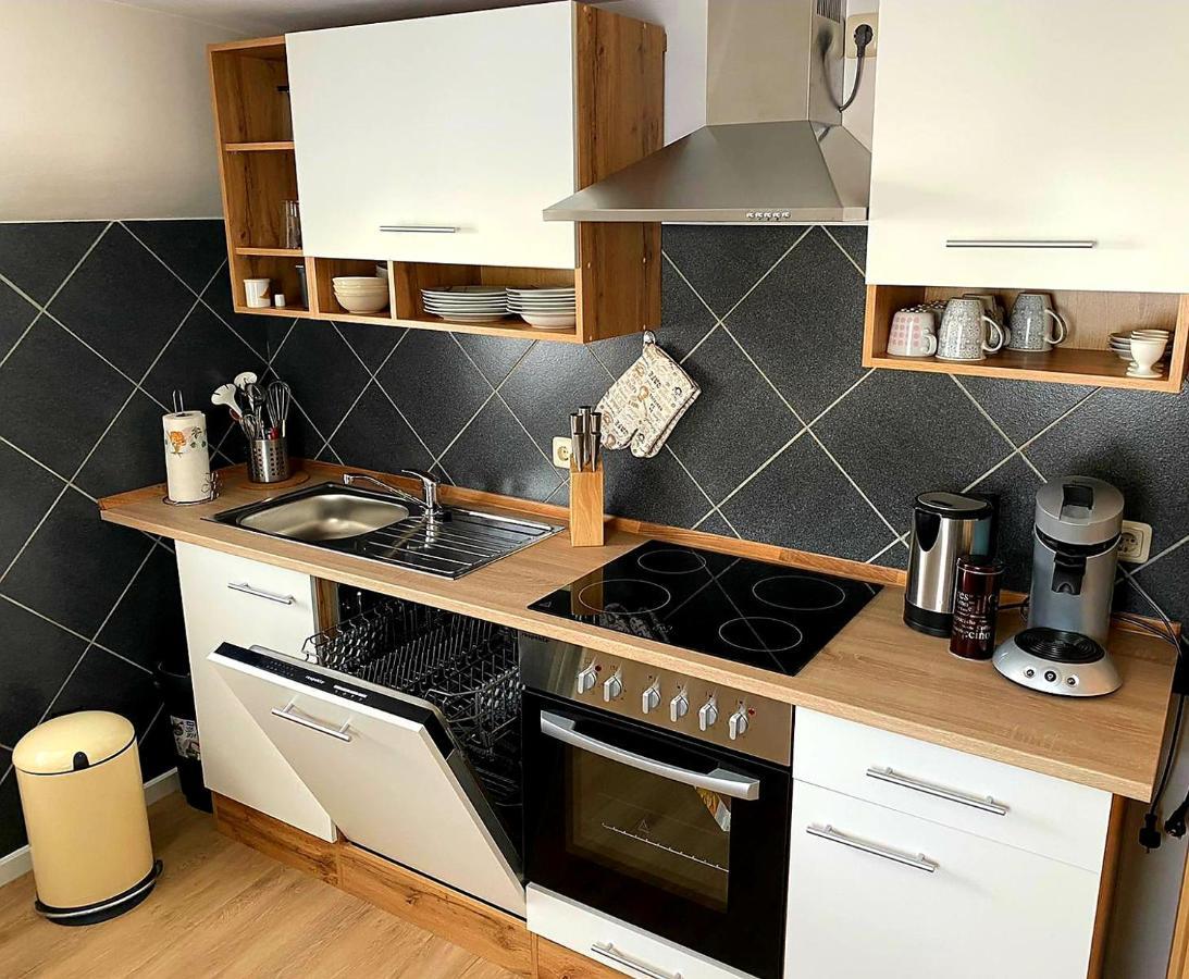 Apartment Schweich-Issel Familie Lentes Neu Renoviert المظهر الخارجي الصورة