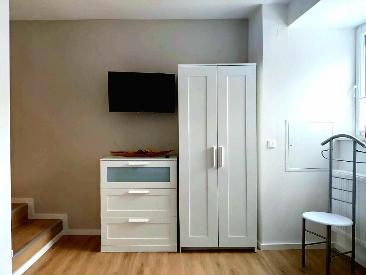 Apartment Schweich-Issel Familie Lentes Neu Renoviert المظهر الخارجي الصورة
